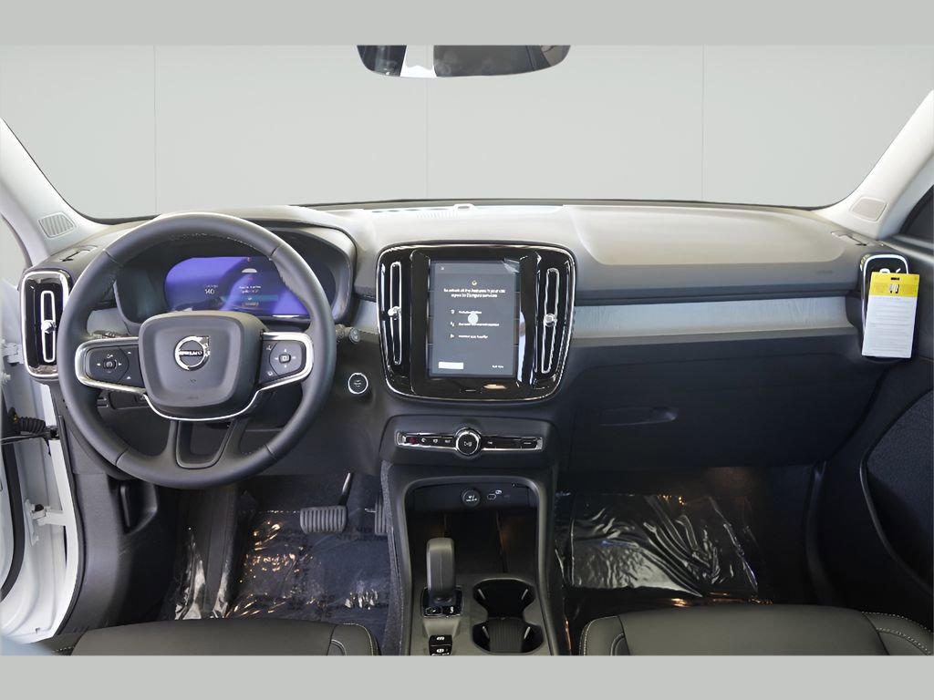 New 2025 Volvo XC40 B5 Core w/ Protection Package Premier AWD/4WD image 22