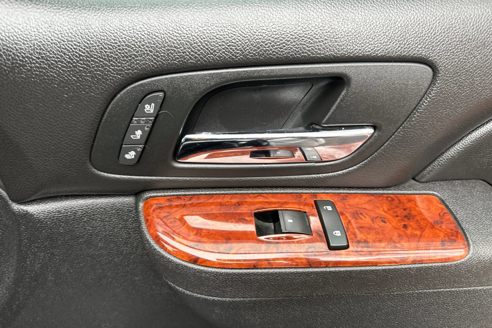 Used 2014 GMC Sierra 3500 SLT w/ SLT Convenience Package image 20