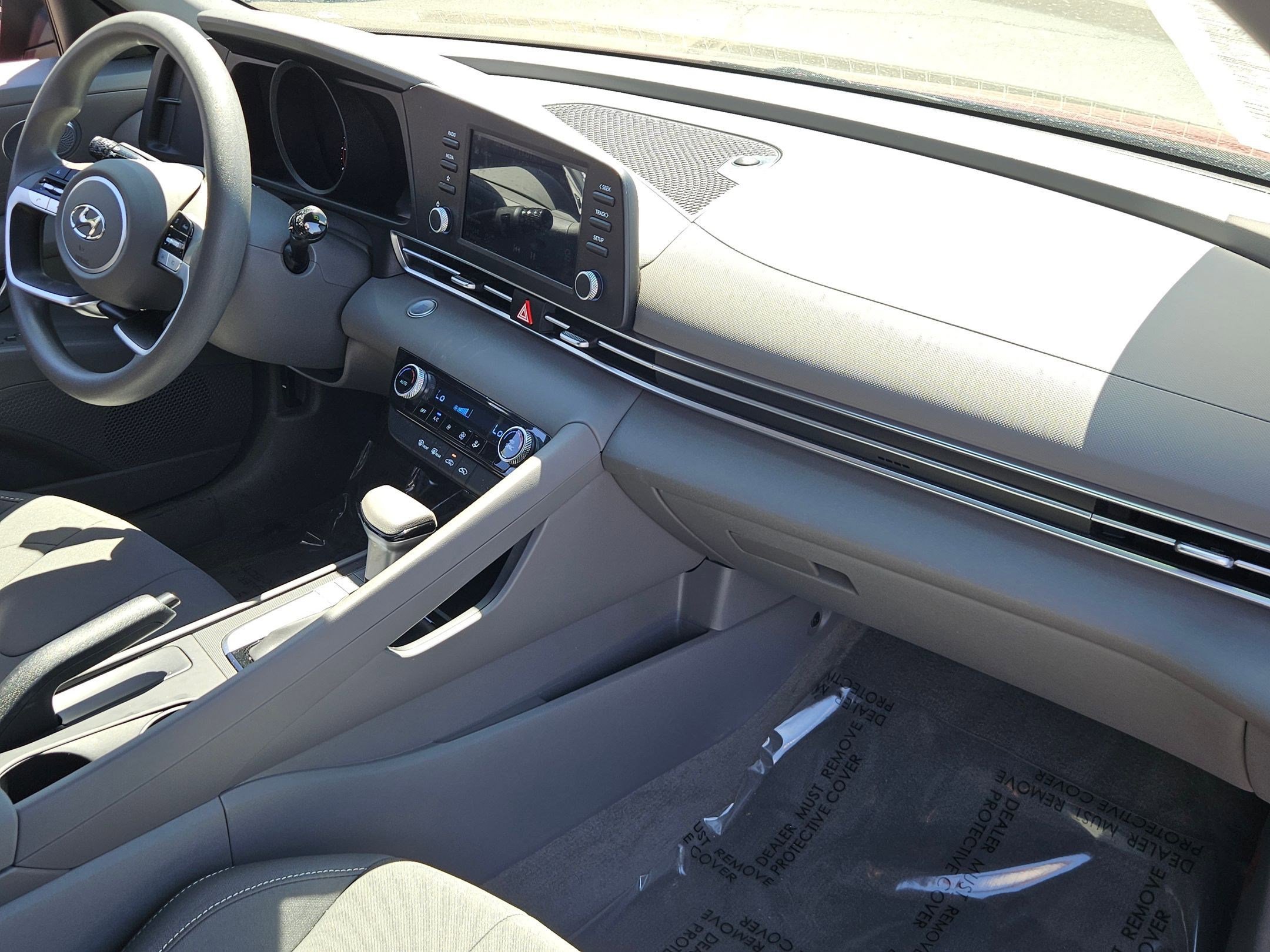 Used 2023 Hyundai Elantra SEL image 24