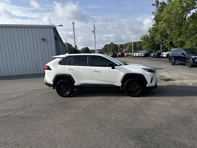 Used 2025 Toyota RAV4 LE FWD image 4