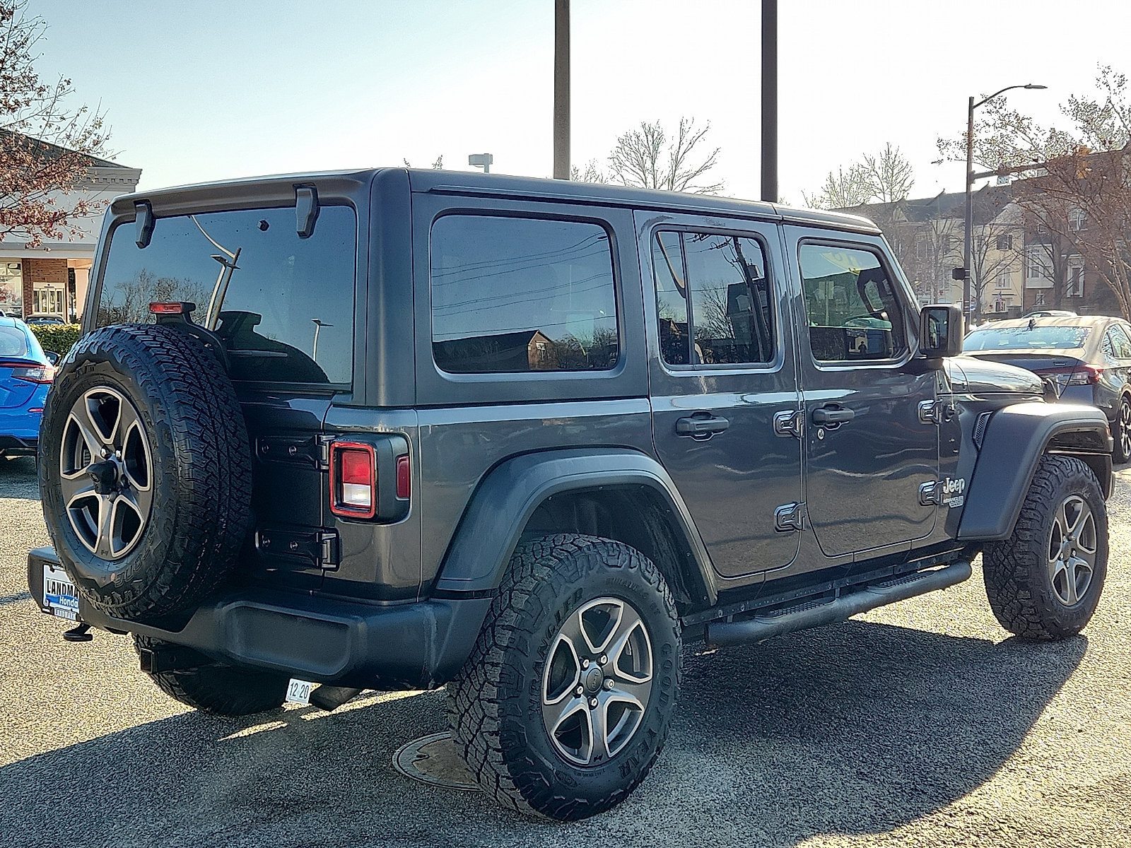 Used 2018 Jeep Wrangler Unlimited Sport S image 4