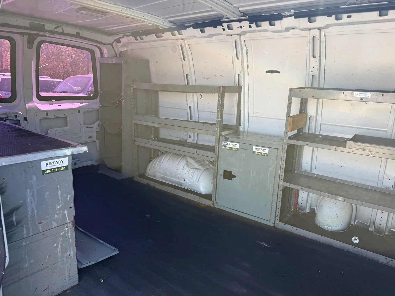 Used 2012 Chevrolet Express 1500 RWD image 9
