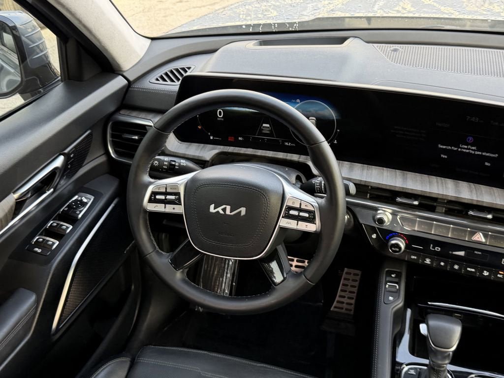 Certified 2023 Kia Telluride SX Prestige AWD/4WD image 13