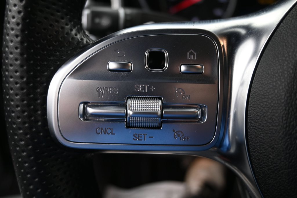 Used 2021 Mercedes-Benz GLC 300 4MATIC Coupe image 23