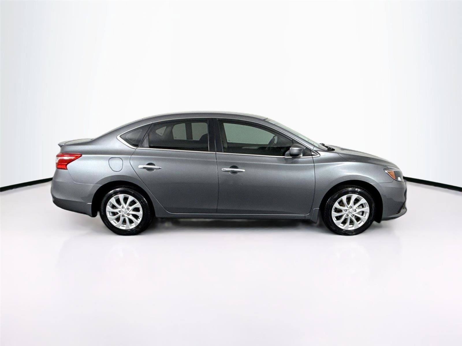 Used 2017 Nissan Sentra S w/ S Style Package FWD image 8