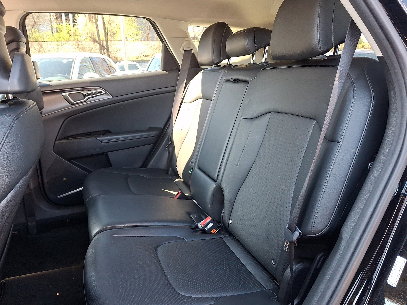 Certified 2023 Kia Sportage EX image 9