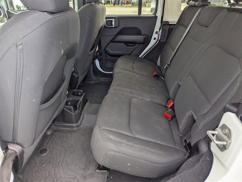 Used 2023 Jeep Wrangler Sahara image 18