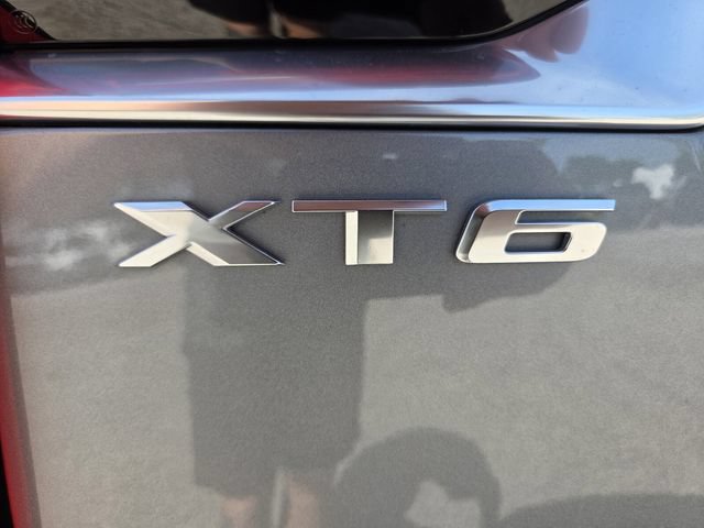 Used 2024 Cadillac XT6 Premium Luxury FWD image 16