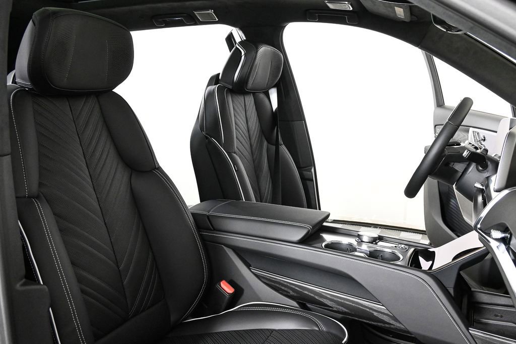 New 2026 Cadillac Vistiq Platinum image 23