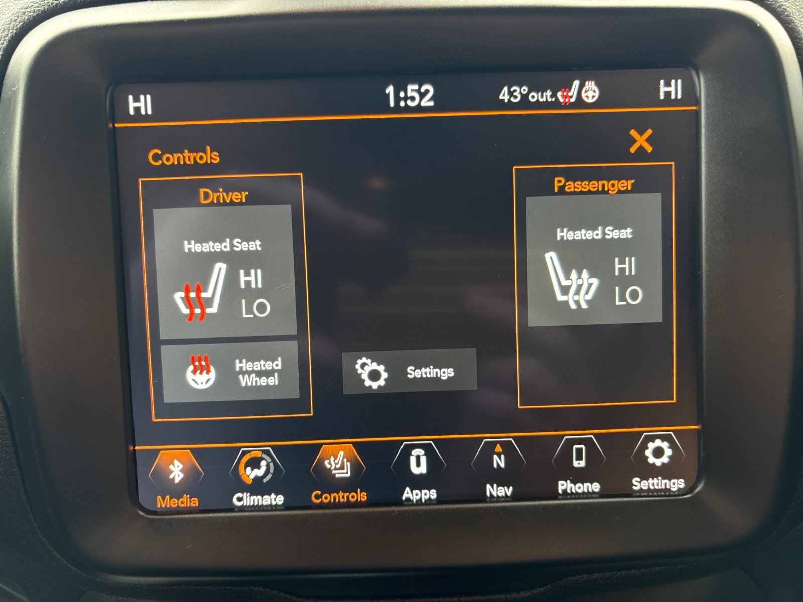 Used 2022 Jeep Renegade Latitude w/ Convenience Group image 19