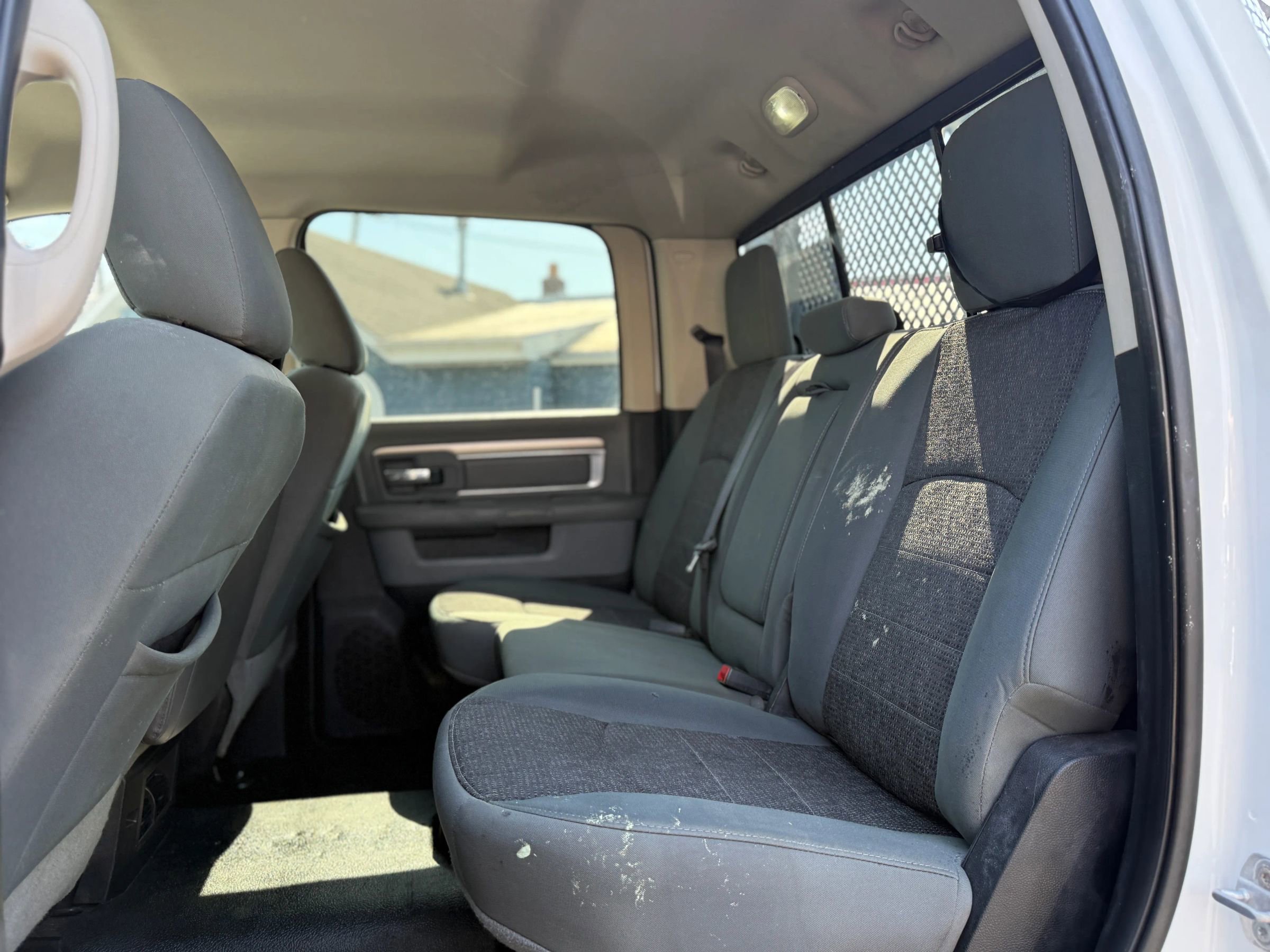 Used 2015 RAM 3500 SLT w/ Quick Order Package 29G SLT AWD/4WD image 32
