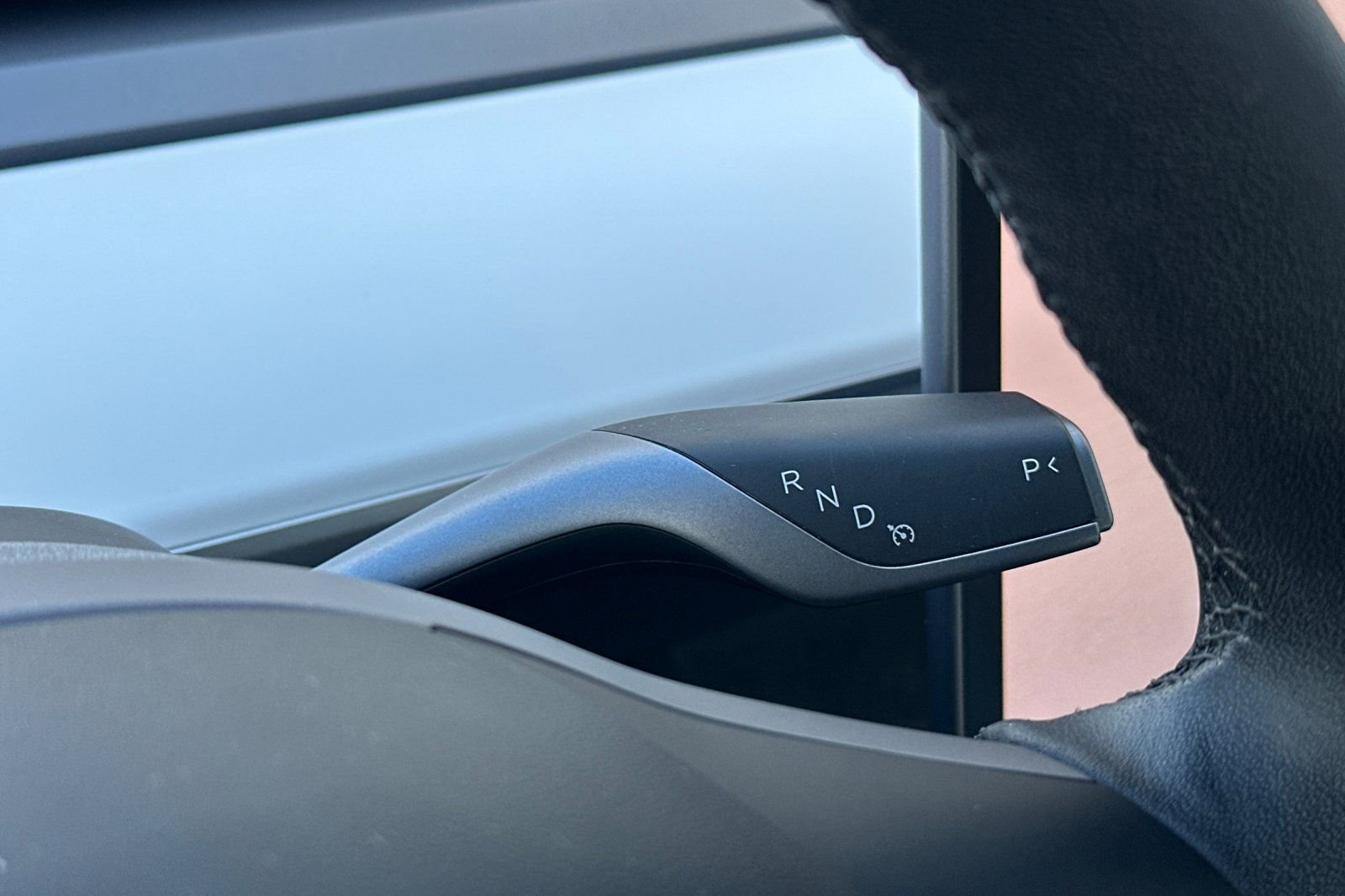 Used 2023 Tesla Model 3 Standard Range image 24