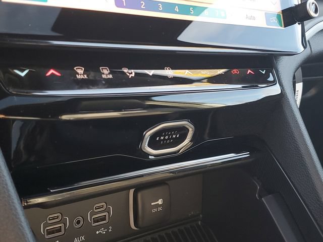 New 2026 Jeep Grand Cherokee Altitude AWD/4WD image 27