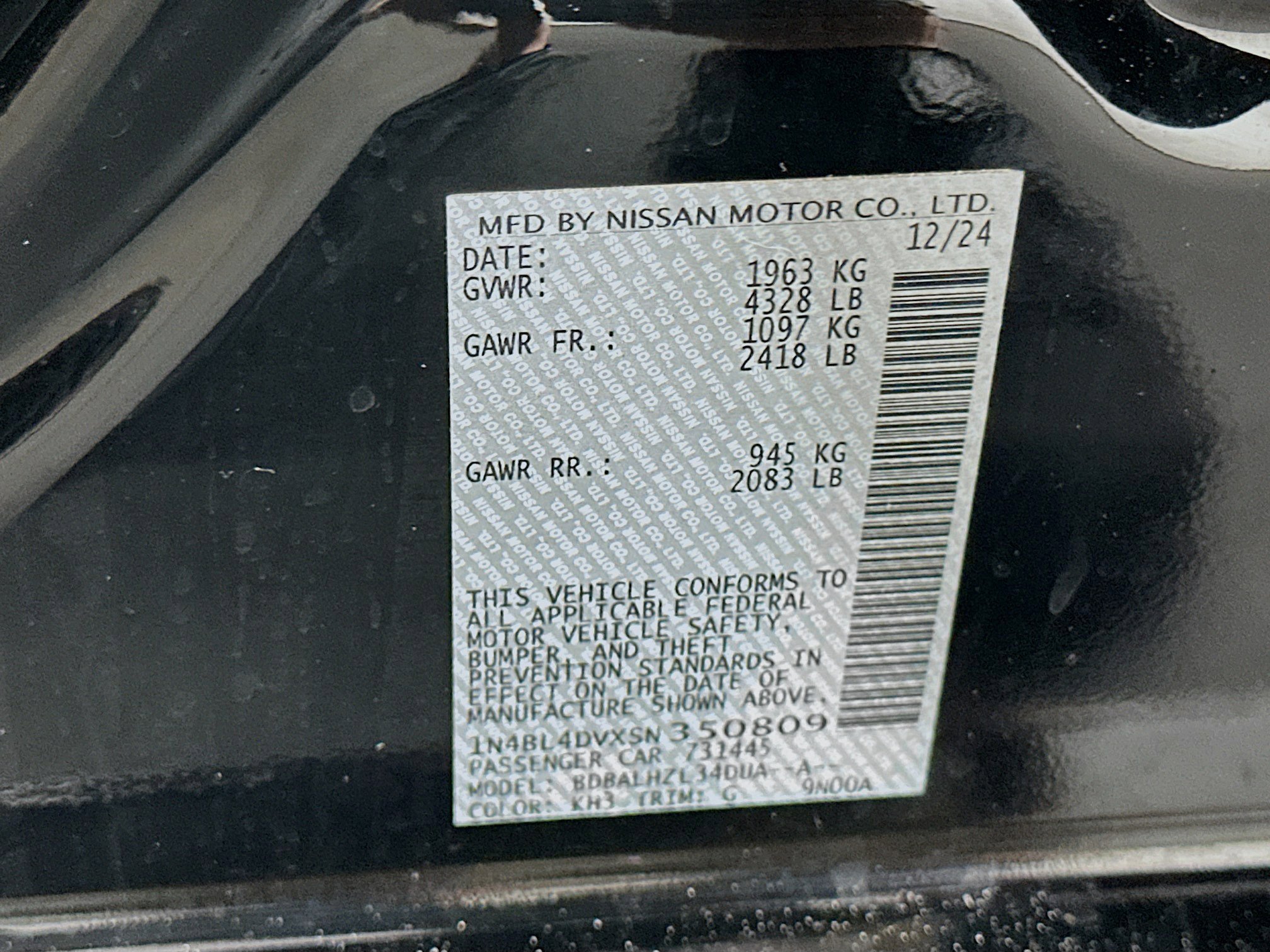 Used 2025 Nissan Altima 2.5 SV FWD image 12
