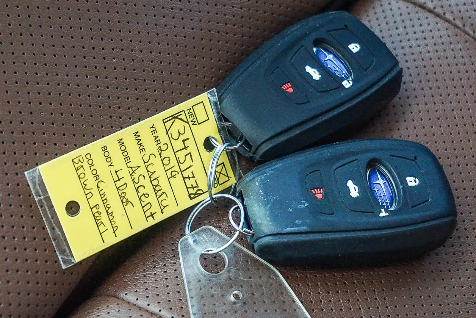 Used 2019 Subaru Ascent Touring w/ Popular Package #3 AWD/4WD image 31