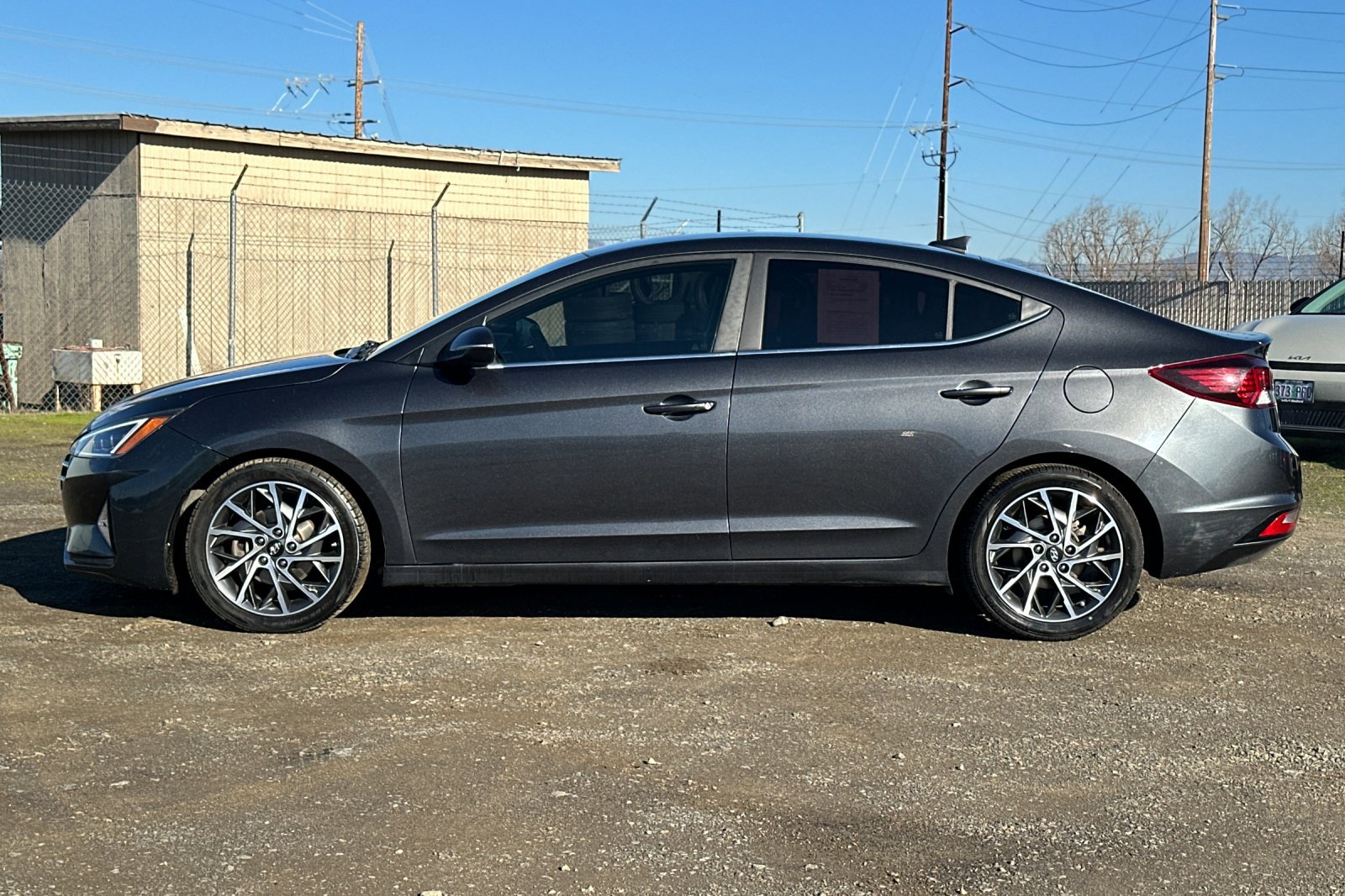 Used 2020 Hyundai Elantra Limited image 8