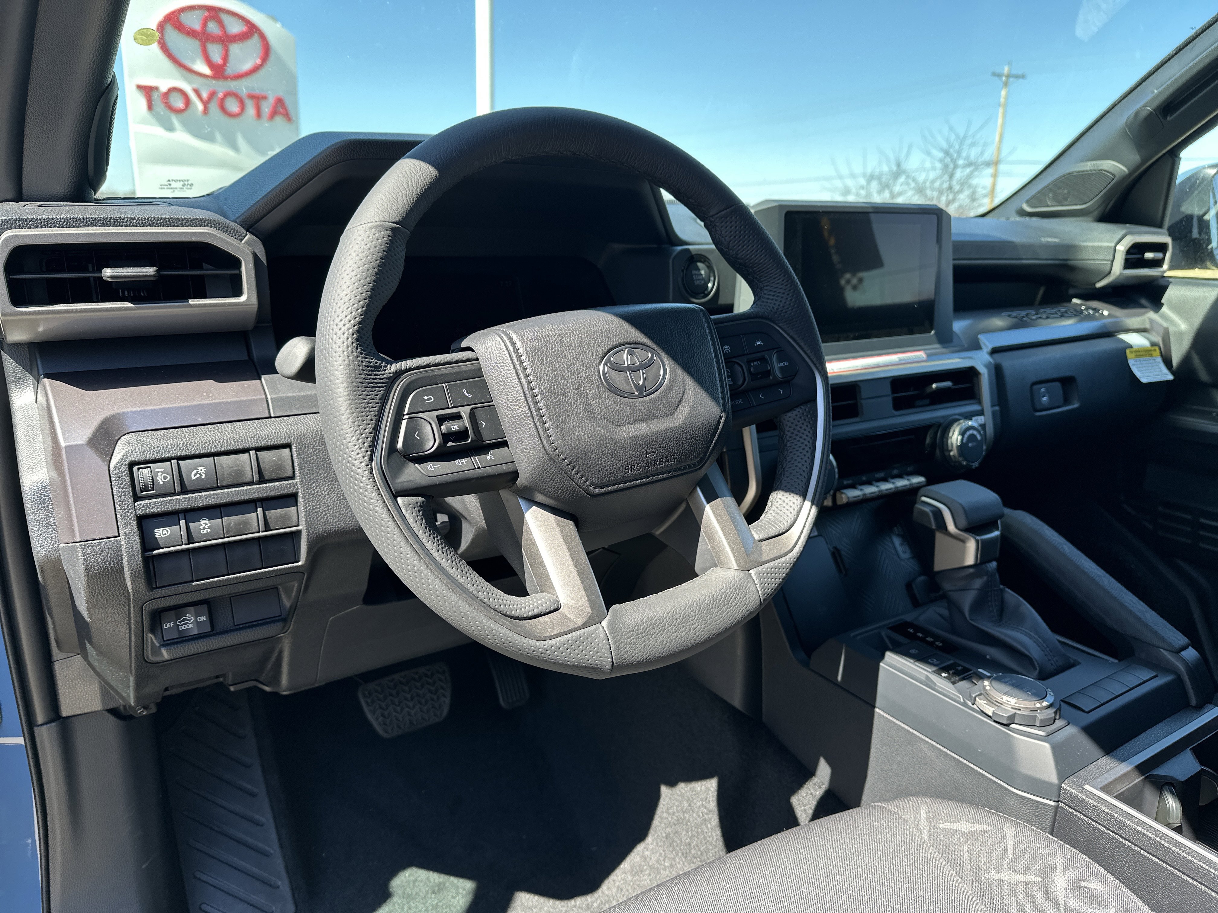 New 2026 Toyota Tacoma SR5 w/ SR5 Upgrade Package AWD/4WD image 14
