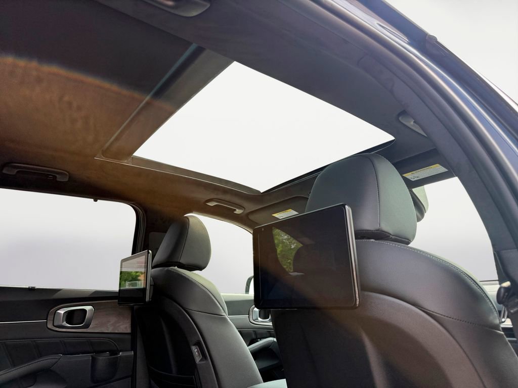 New 2025 Kia Sorento SX Prestige image 16