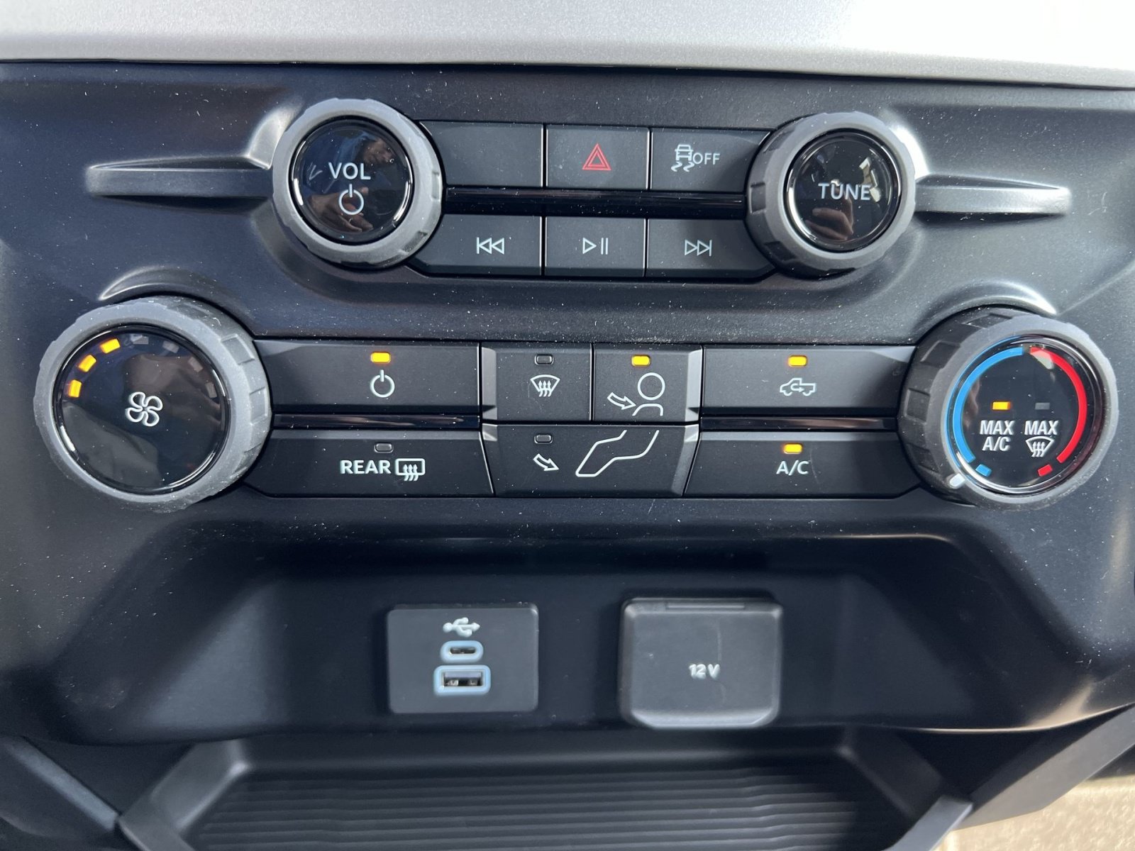 New 2026 Ford F250 XL w/ STX Appearance Package AWD/4WD image 44