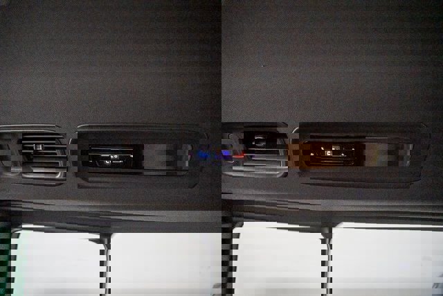 New 2025 Volkswagen ID. Buzz Pro S image 29