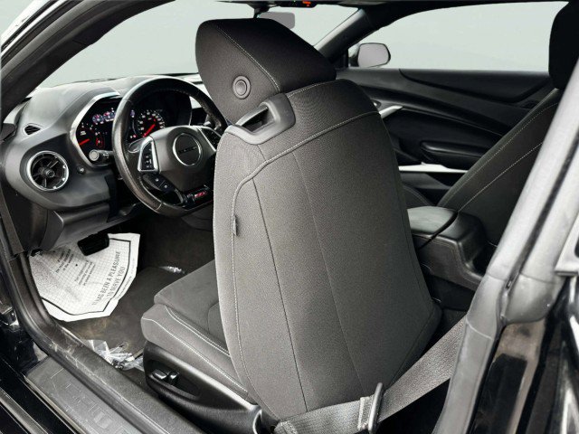 Used 2022 Chevrolet Camaro SS image 25