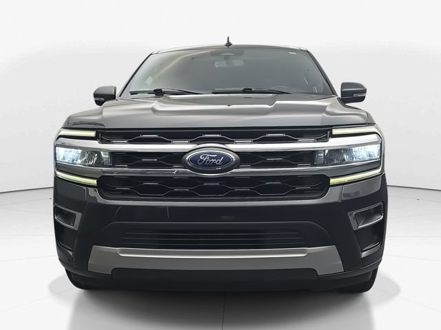 Used 2023 Ford Expedition Max Limited image 3