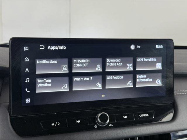 Used 2025 Mitsubishi Outlander AWD image 35