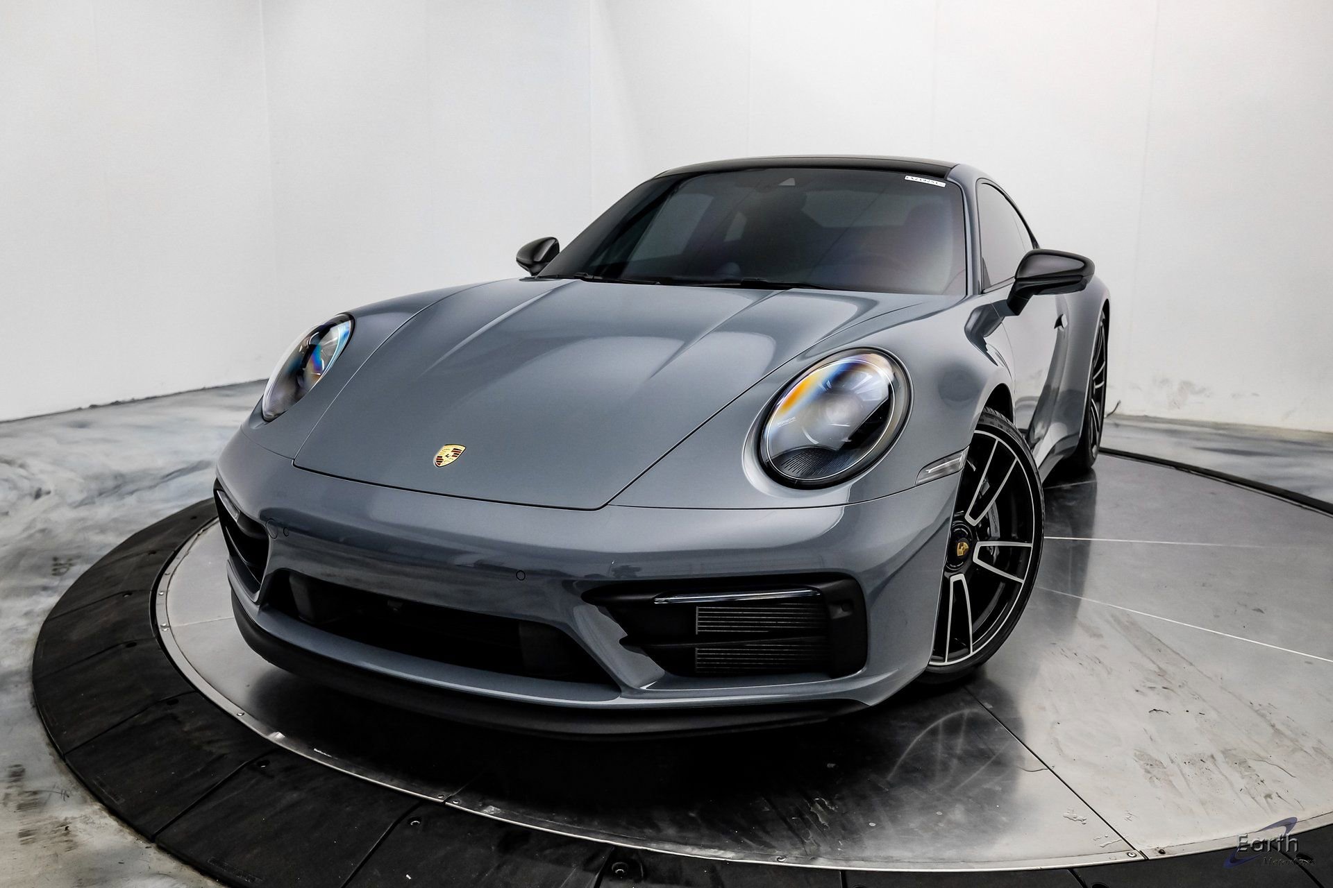 Used 2024 Porsche 911 Carrera GTS RWD image 5