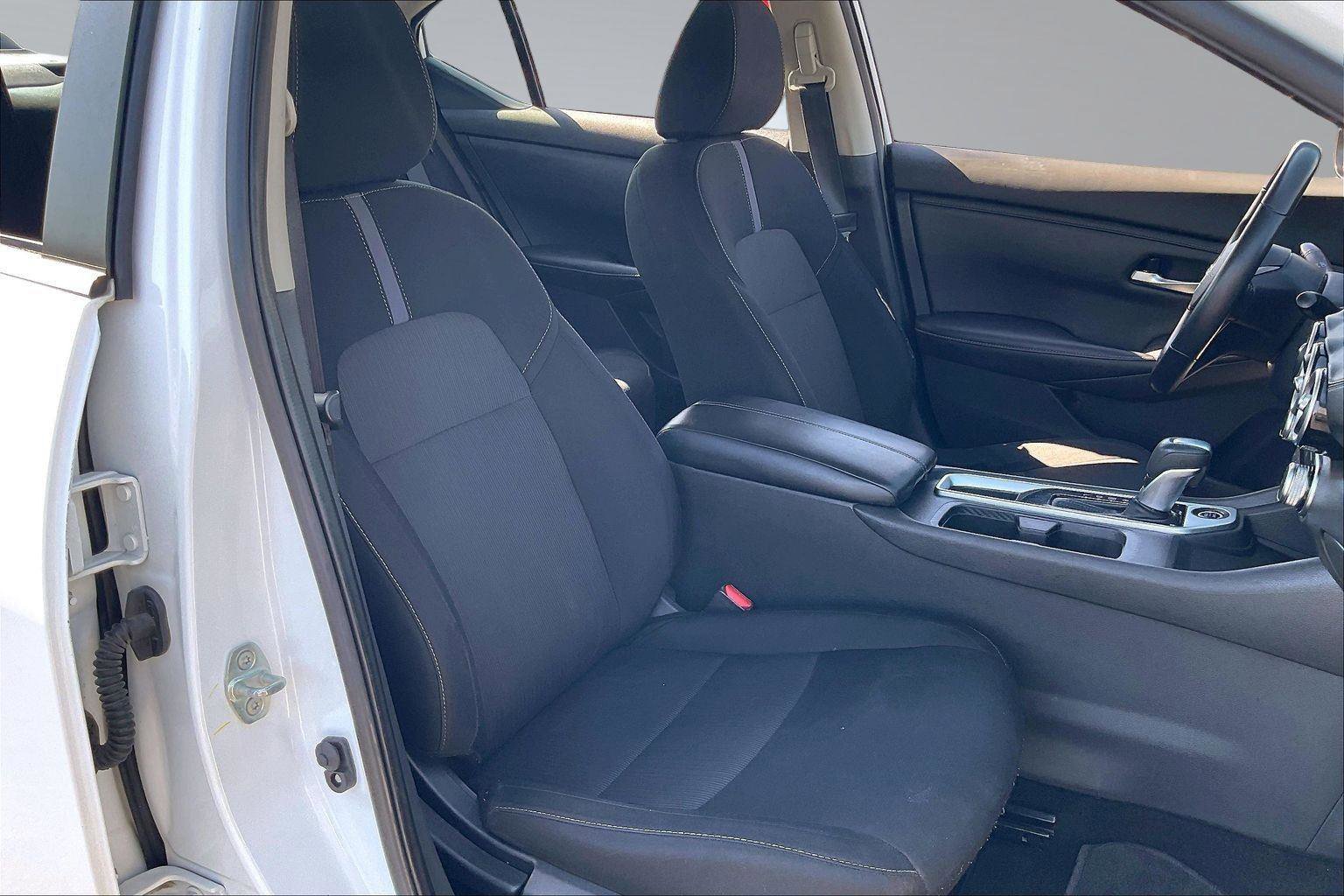 Used 2023 Nissan Sentra SV image 8