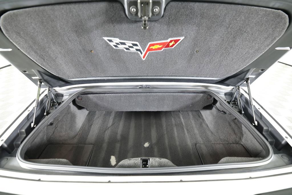 Used 2011 Chevrolet Corvette Grand Sport w/ Preferred Equipment Group RWD image 15