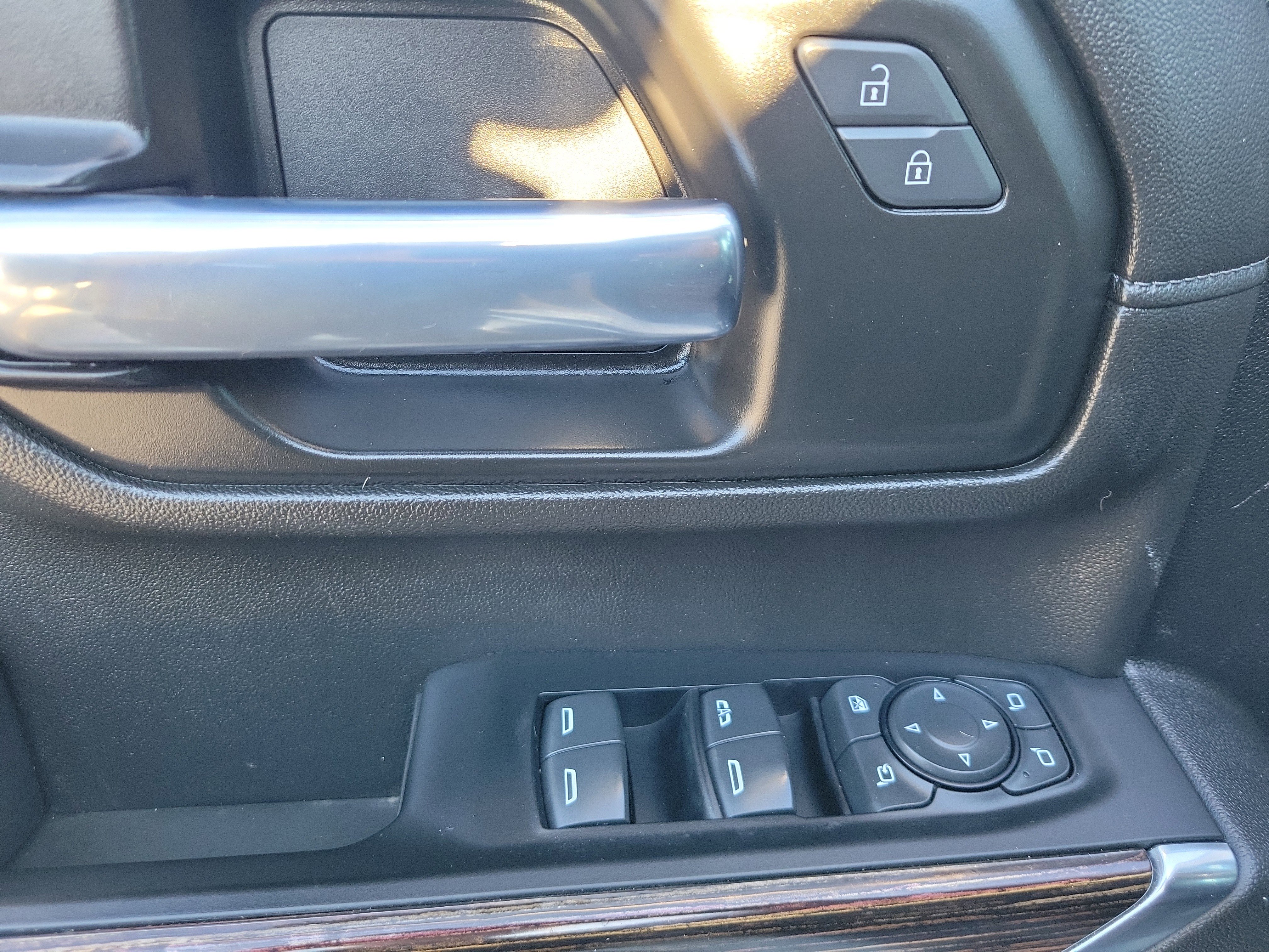 Used 2022 GMC Sierra 2500 SLE w/ SLE Value Package; image 20