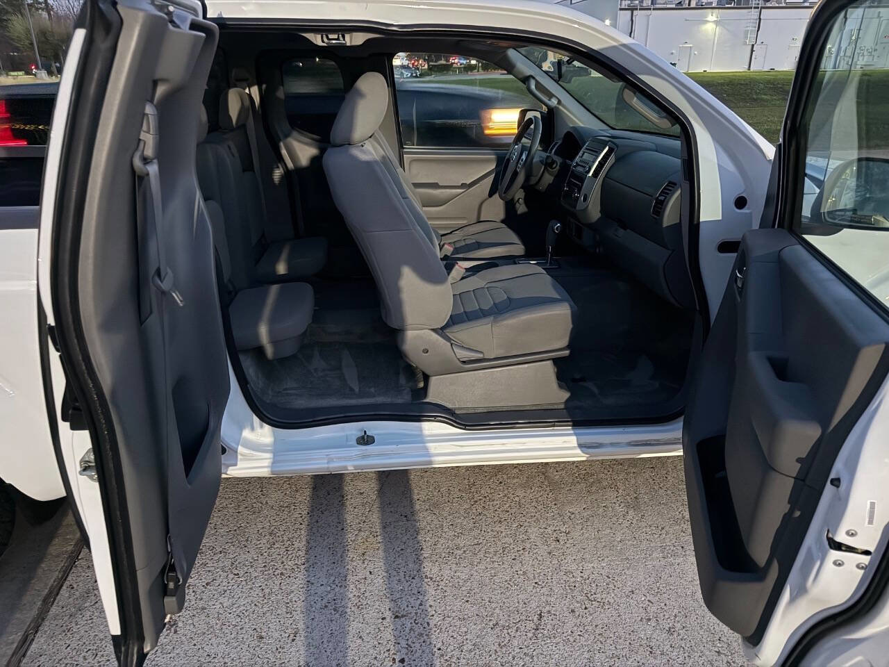 Used 2016 Nissan Frontier S RWD image 20