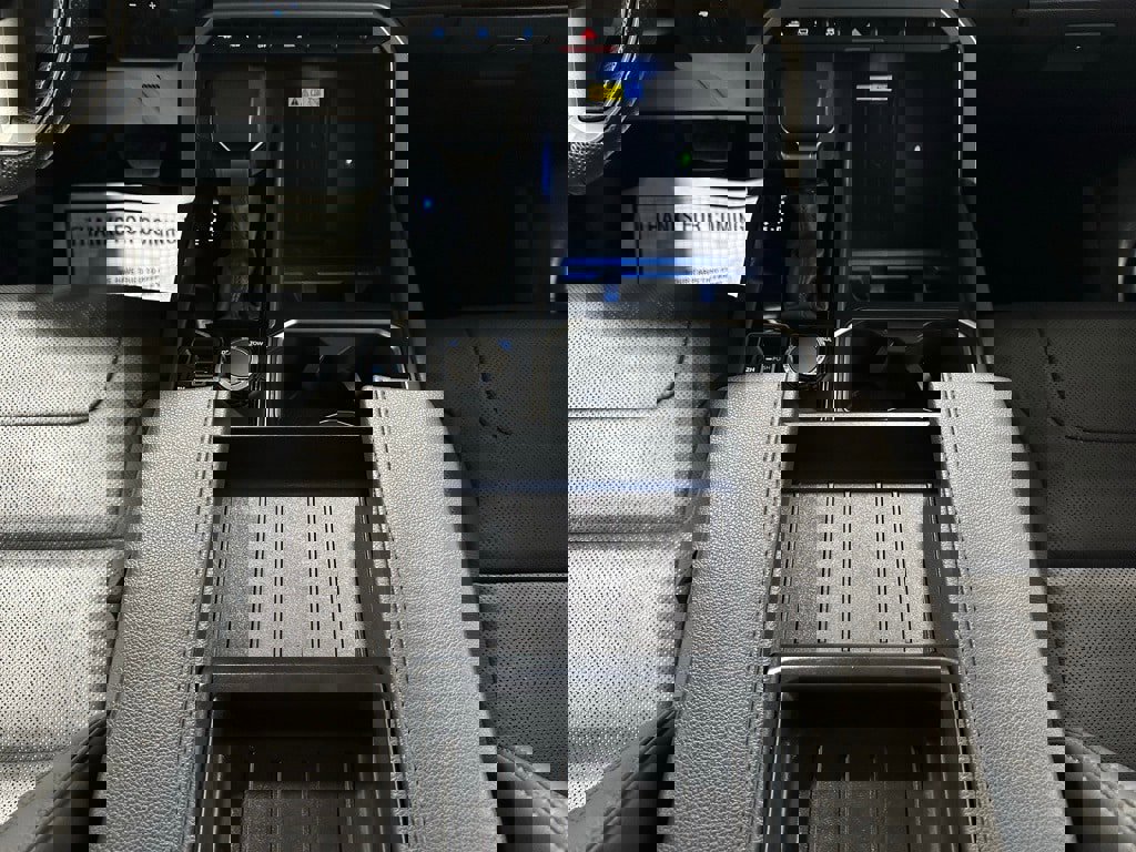 Used 2024 Toyota Tundra Limited image 38