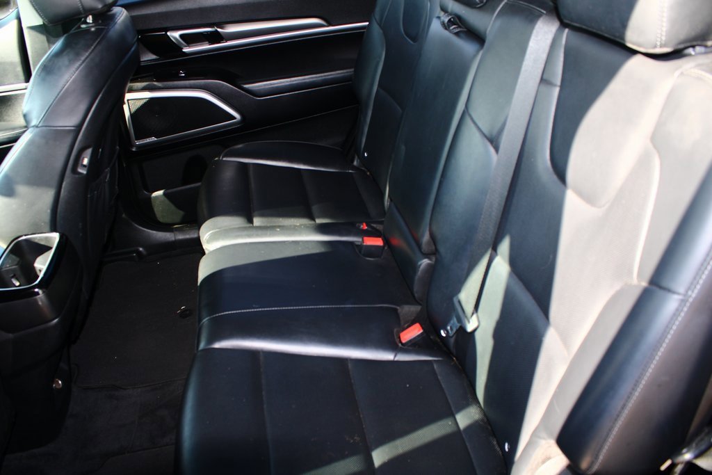 Used 2020 Kia Telluride S w/ S 8 Passenger Seating Package image 12