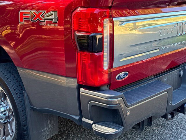 Certified 2023 Ford F250 King Ranch AWD/4WD image 13