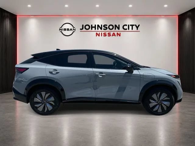 Used 2024 Nissan Ariya AWD image 3