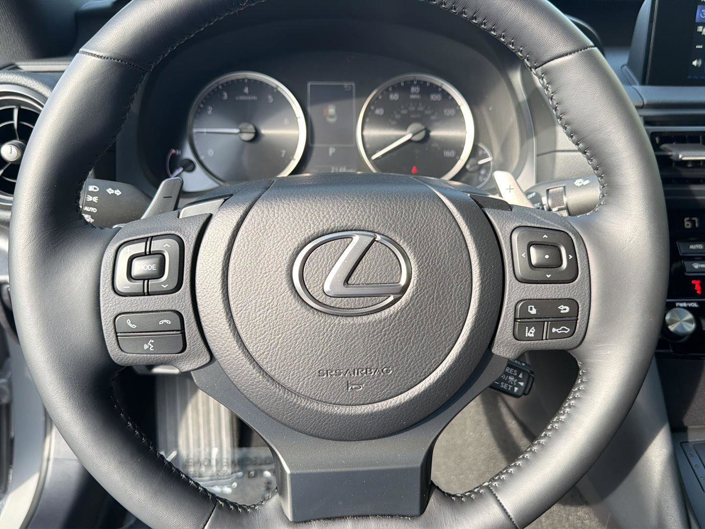 Certified 2025 Lexus IS 350 F Sport RWD image 20