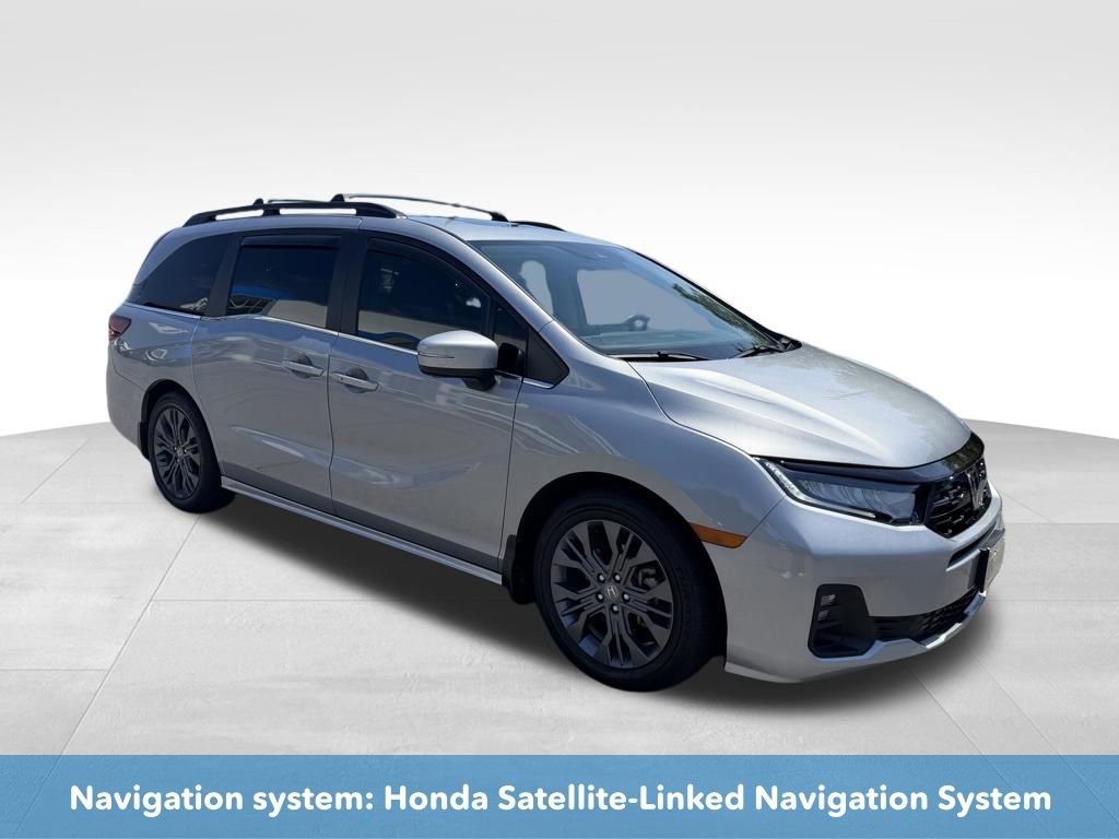 Used 2025 Honda Odyssey Touring image 8