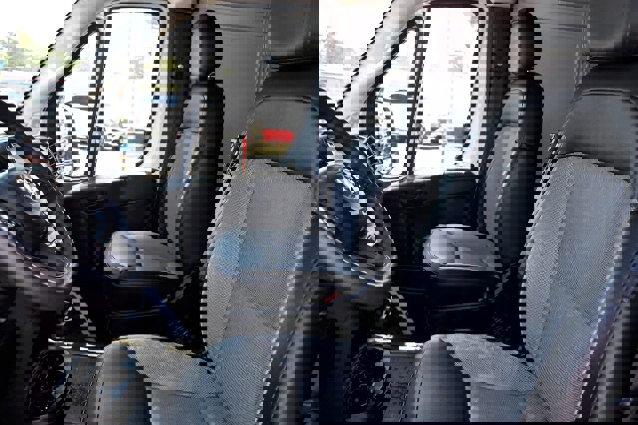 Used 2023 RAM ProMaster 2500 image 7