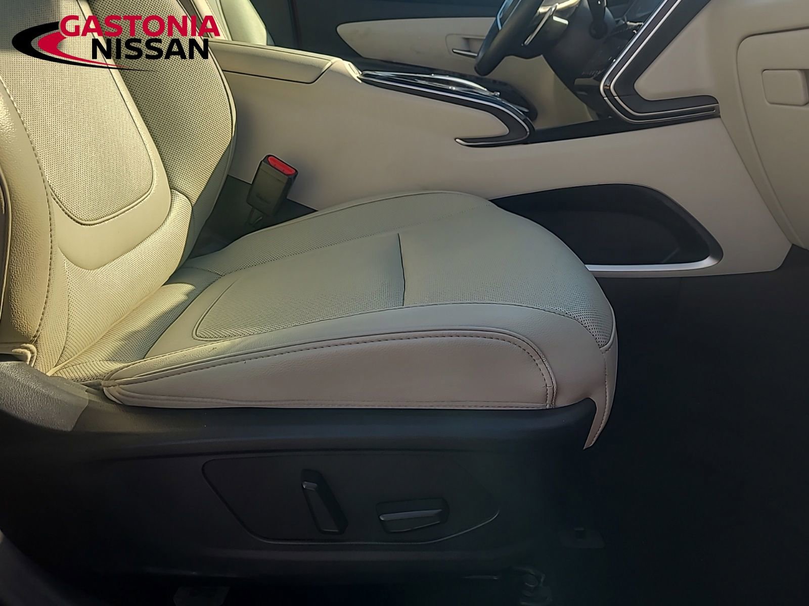 Used 2023 Hyundai Tucson Limited image 18