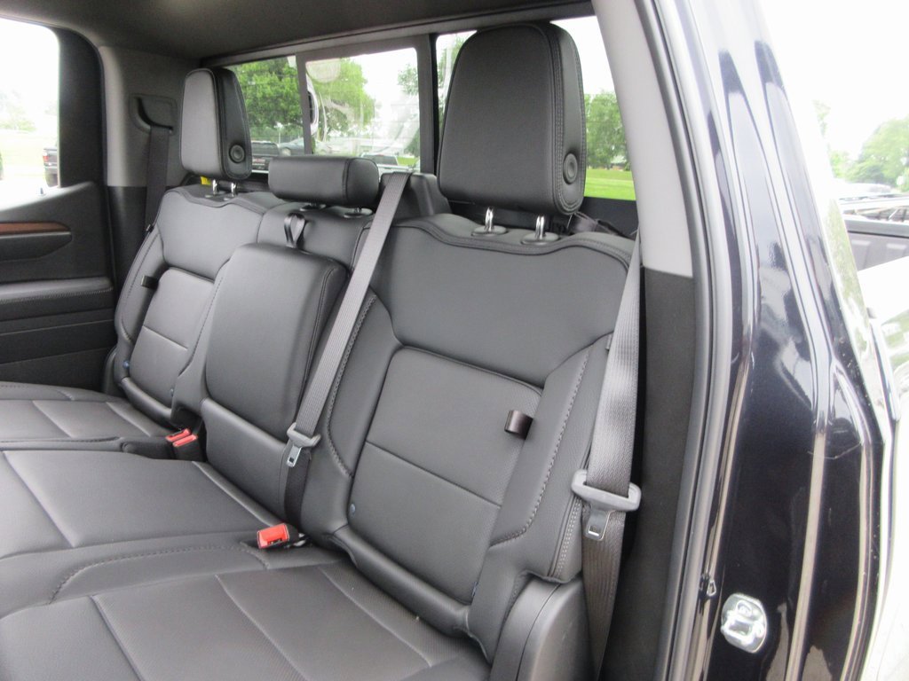 New 2025 GMC Sierra 1500 Denali w/ Denali Reserve Package image 13