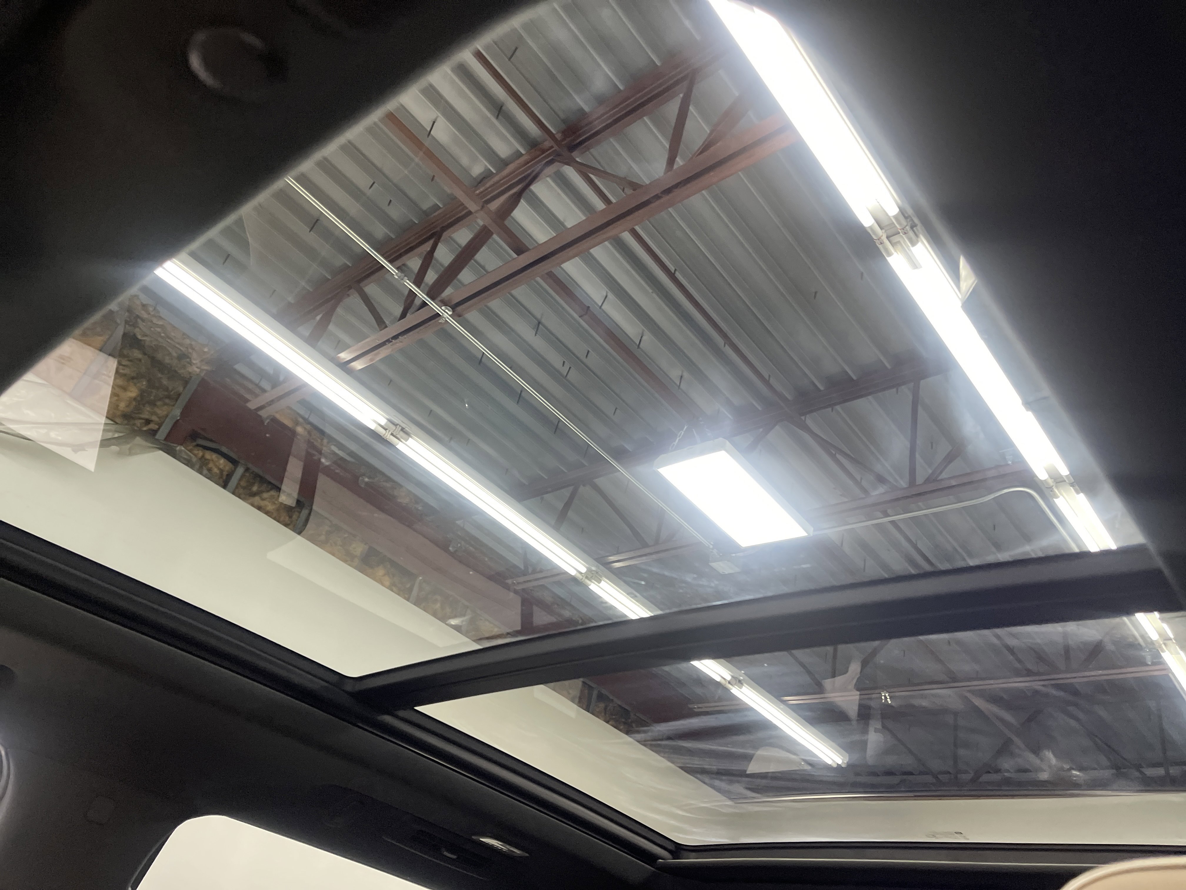 Used 2021 Chevrolet Tahoe Premier w/ Premium Package image 30