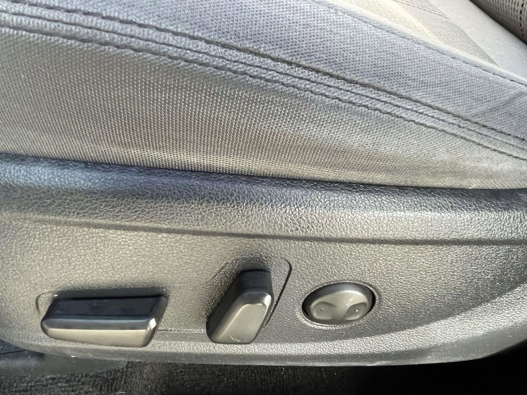 Used 2020 Hyundai Santa Fe SEL image 14