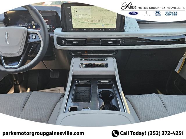 New 2025 Lincoln Aviator Reserve w/ Equipment Group 201A image 13