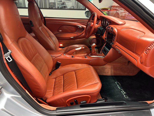 Used 2002 Porsche 911 Turbo AWD/4WD image 28