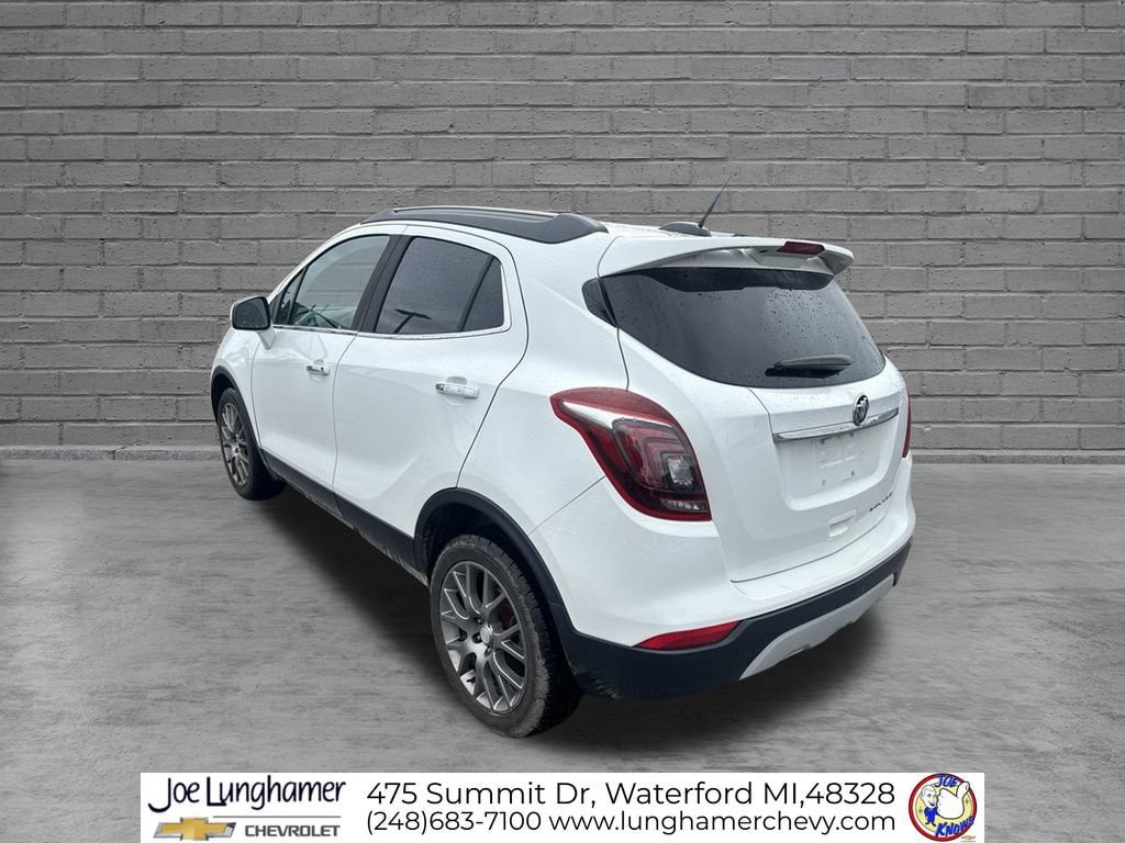 Certified 2019 Buick Encore Sport Touring FWD image 6
