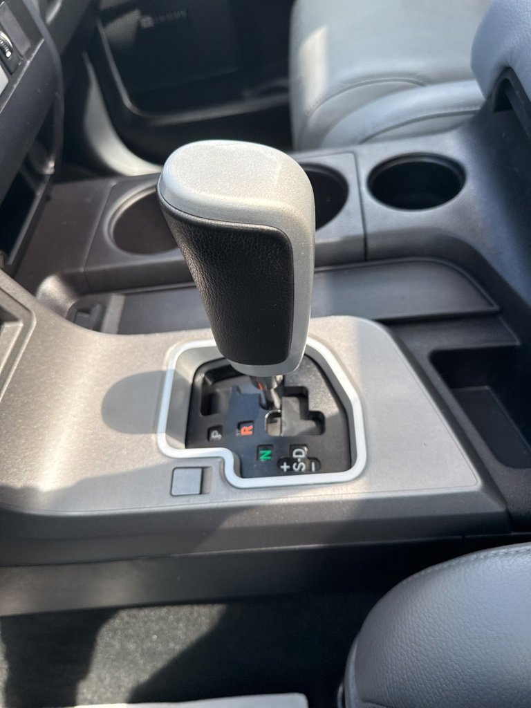 Used 2017 Toyota Sequoia Limited w/ Safety & Convenience Package image 16