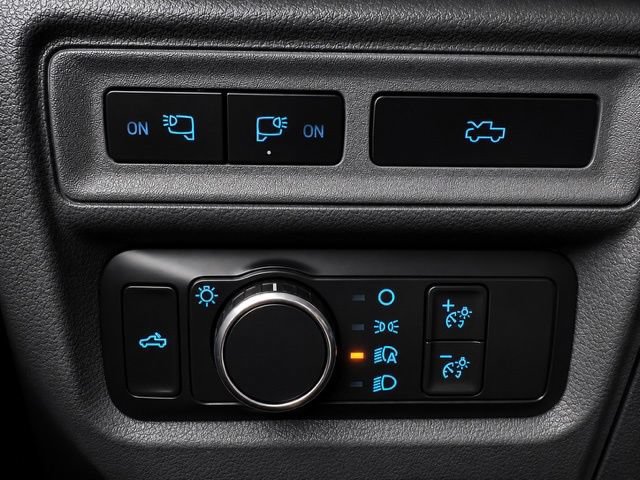 Used 2022 Ford F150 Lightning XLT AWD/4WD image 39