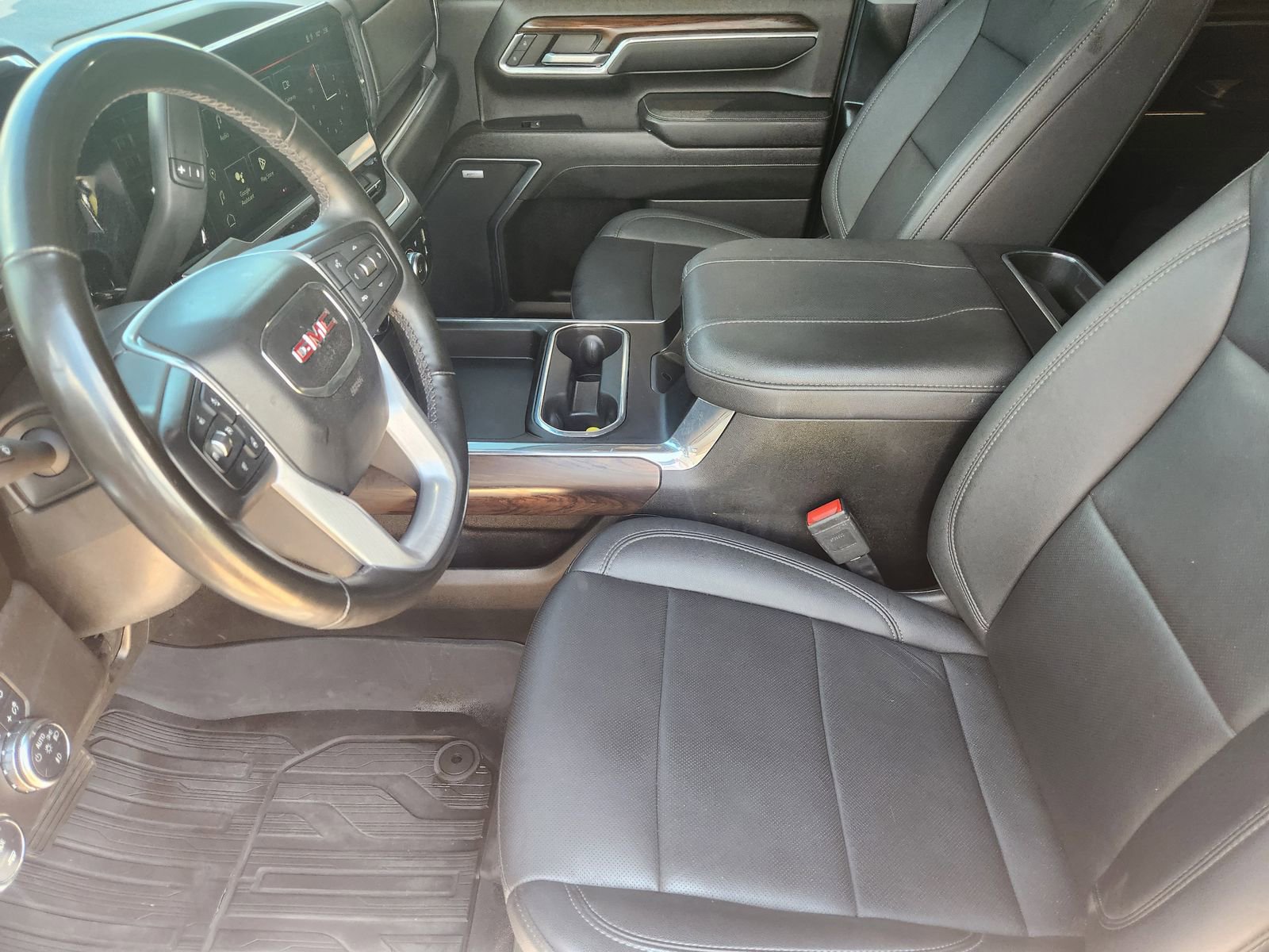 Used 2024 GMC Sierra 3500 SLT w/ Texas SLT Premium Package AWD/4WD image 16