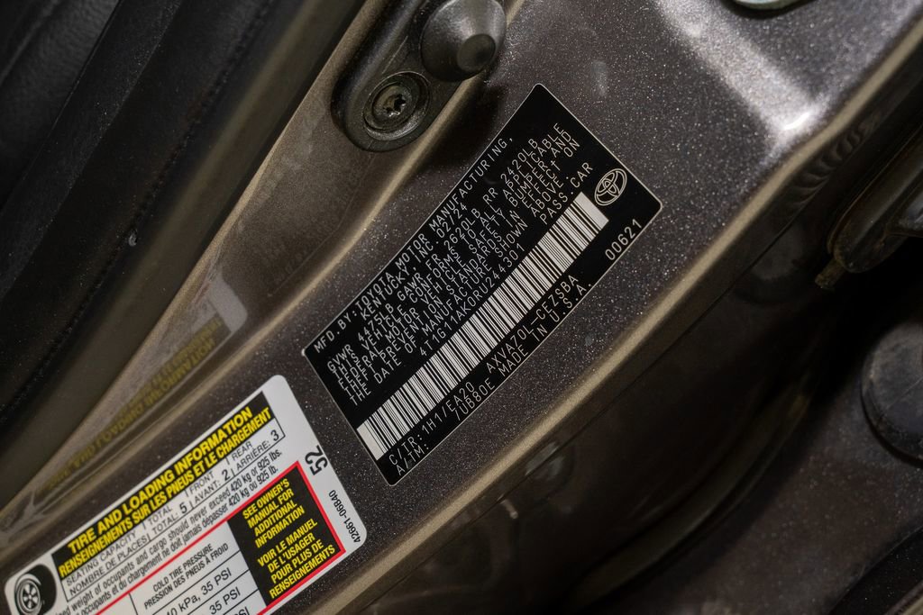 Used 2024 Toyota Camry SE image 18